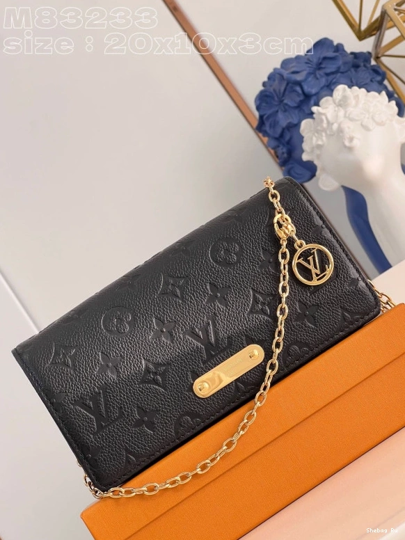 Lily On Wallet Chain LOUIS VUITTON 0822